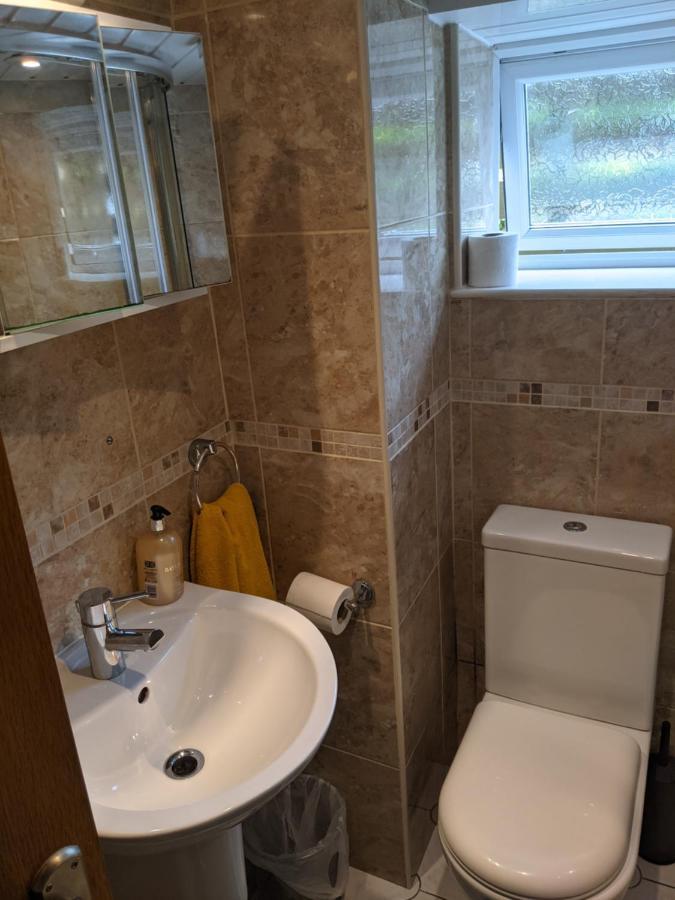 Whitby House Retreat Sleeps 12 Appartamento Sleights Esterno foto
