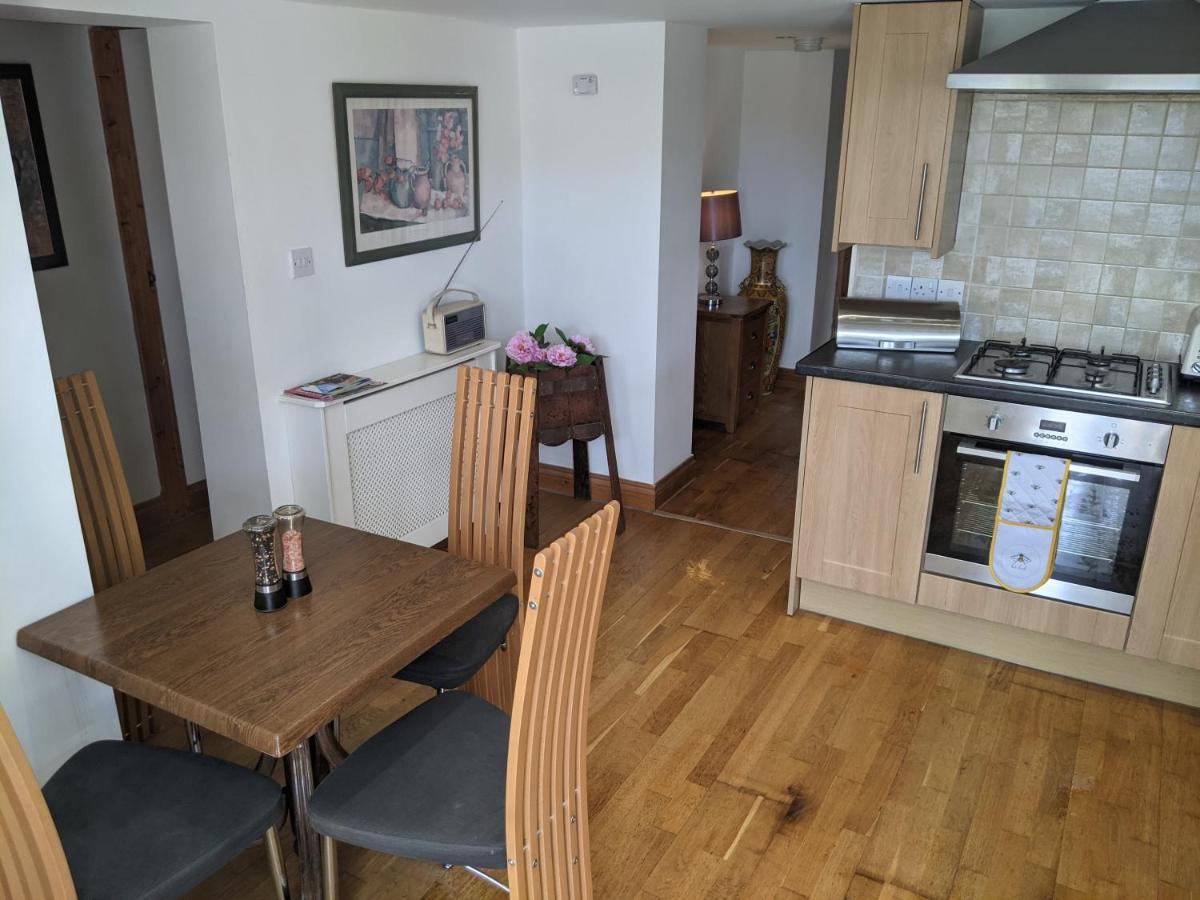Whitby House Retreat Sleeps 12 Appartamento Sleights Esterno foto