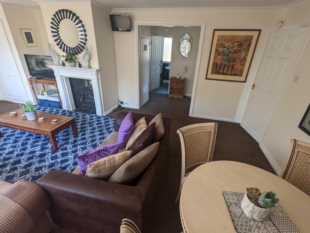 Whitby House Retreat Sleeps 12 Appartamento Sleights Esterno foto